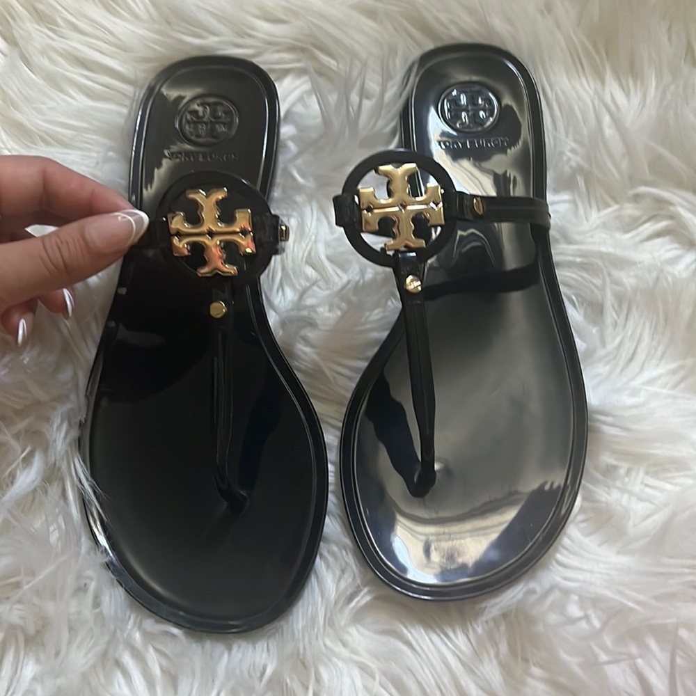 Tory Burch sandals (like new)